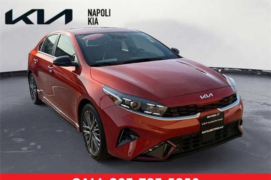 2023 Kia Forte GT-Line photo 1
