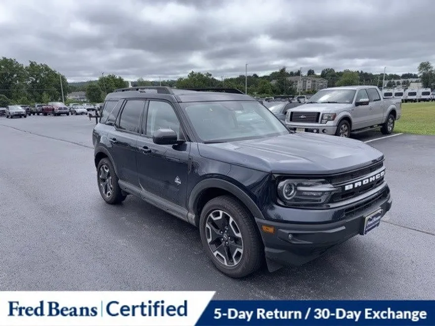 2021 Ford Bronco Sport Outer Banks photo 1