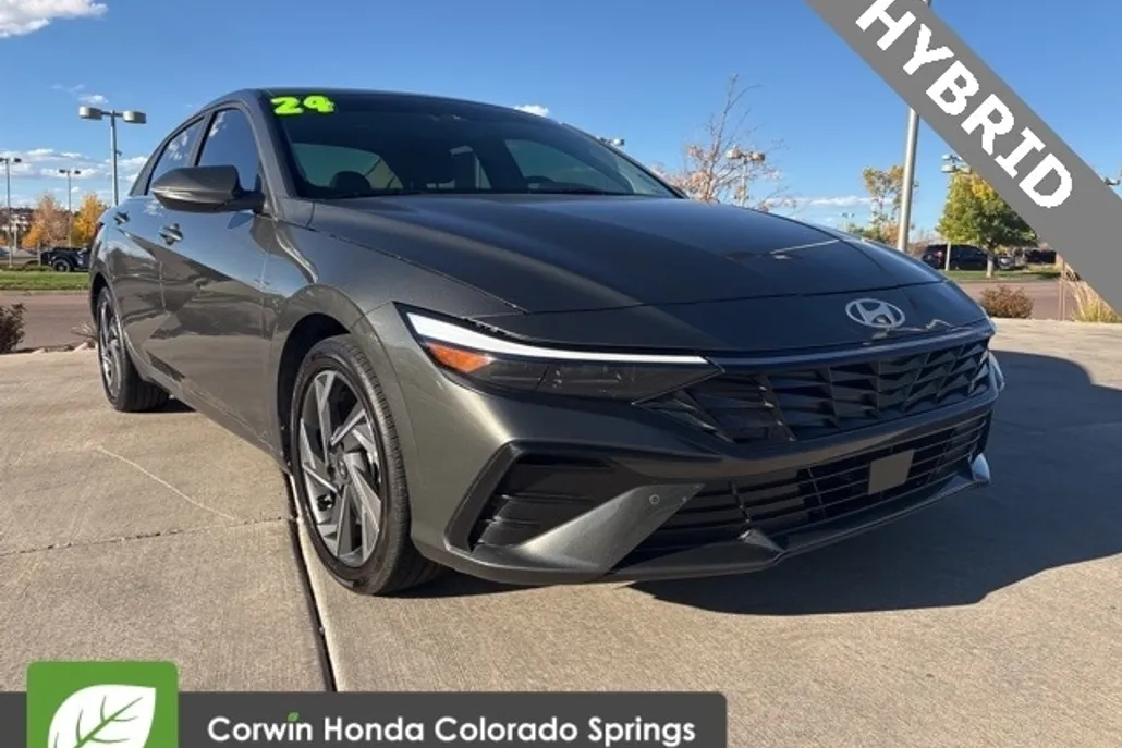 2024 Hyundai Elantra Hybrid Limited photo 1