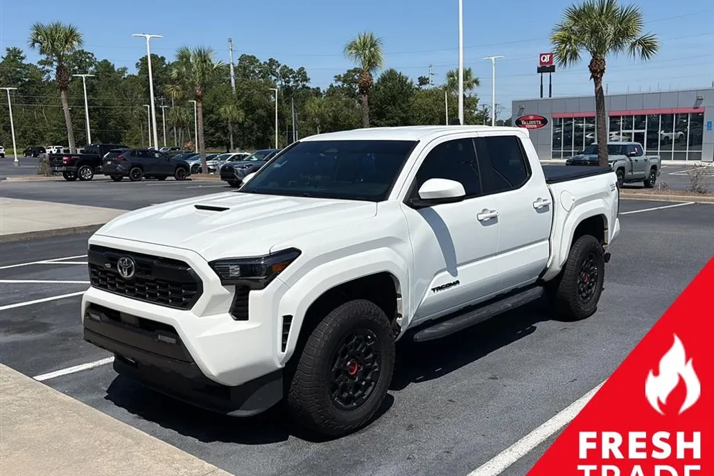 2024 Toyota Tacoma TRD Sport Double Cab photo 1