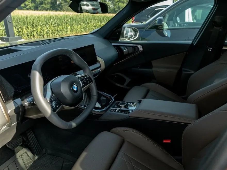 2025 Bmw X3 30x Drive photo 1