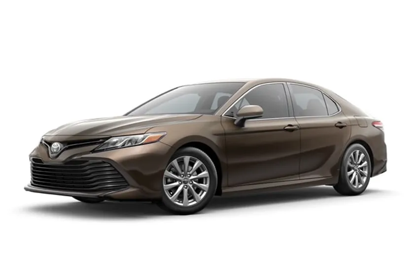 2018 Toyota Camry LE photo 1