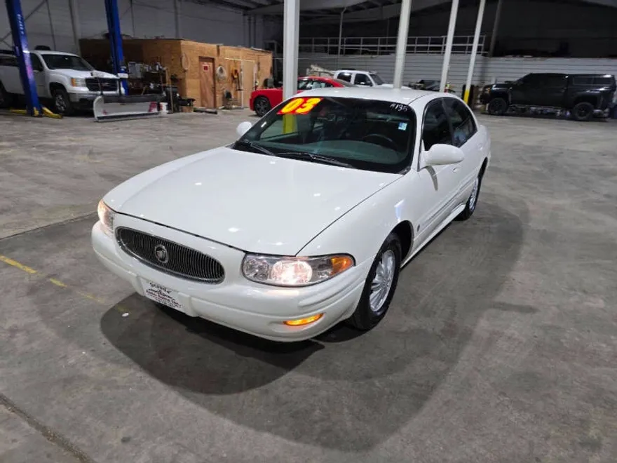 2003 Buick LeSabre Custom photo 1