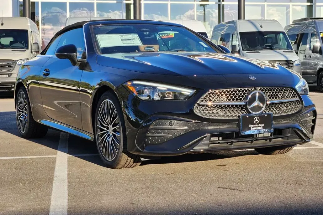 2026 Mercedes Benz CLE 300 4MATIC photo 1