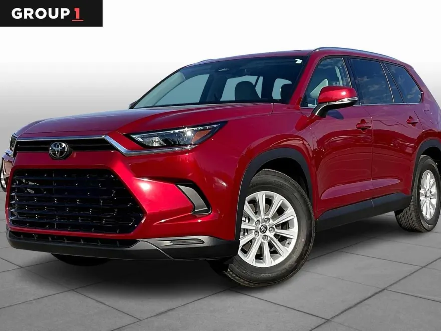 2025 Toyota Grand Highlander XLE photo 1
