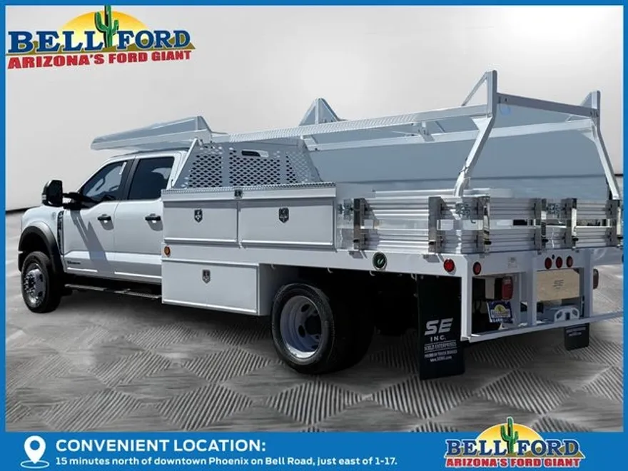 2025 Ford F-550 photo 1
