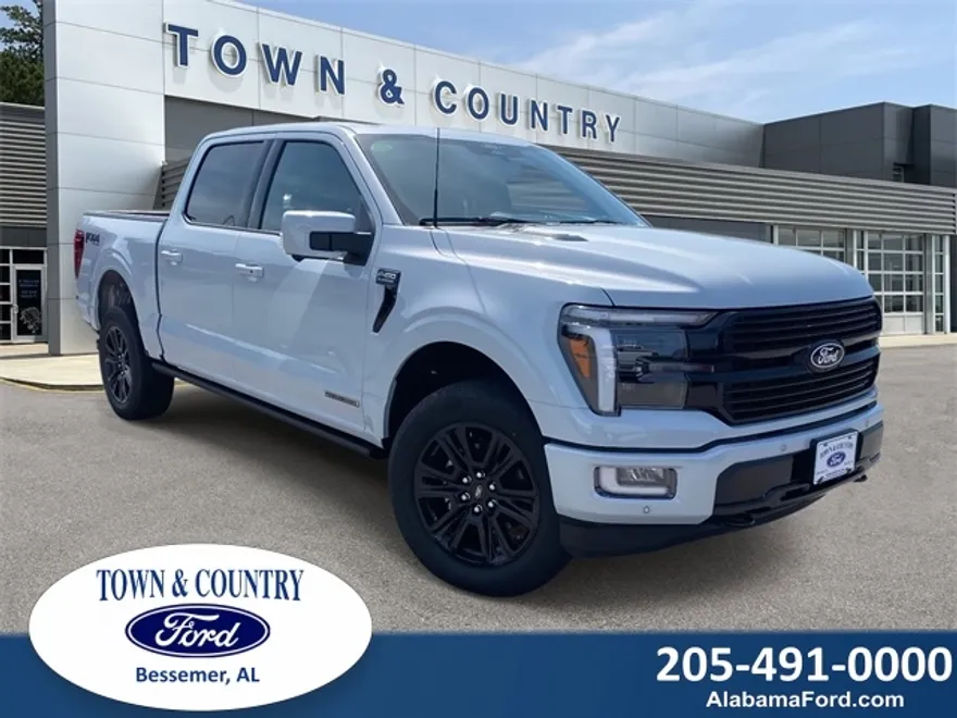 2025 Ford F-150 Platinum photo 1