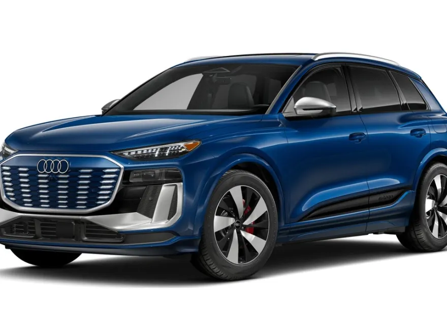 2025 Audi SQ6 photo 1
