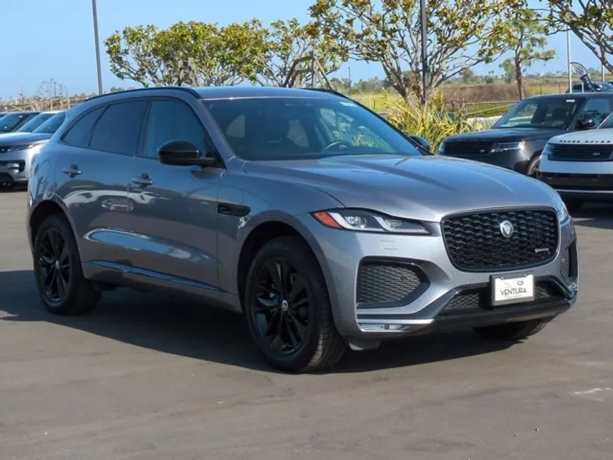 2024 Jaguar F-PACE P250 R-Dynamic S photo 3