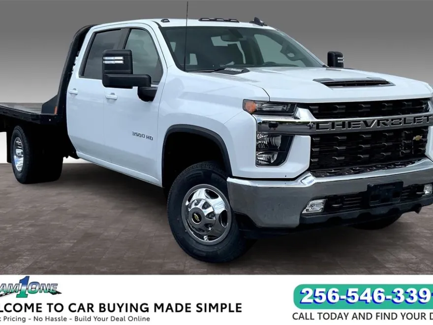 2022 Chevrolet Silverado 3500HD LT photo 1
