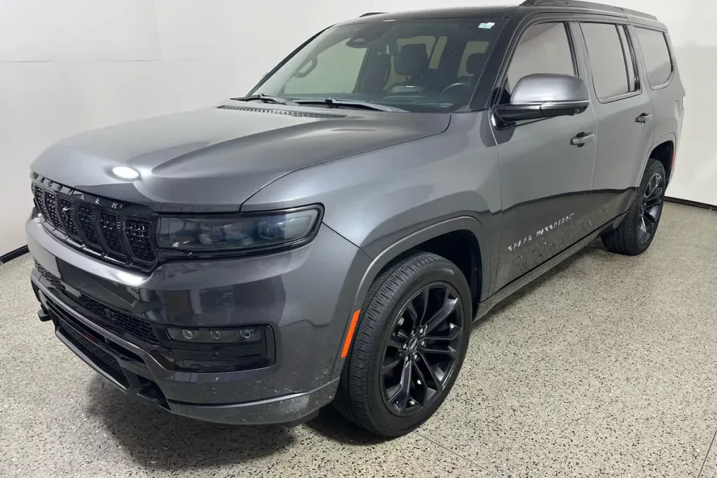 2022 Jeep Grand Wagoneer II Obsidian photo 1