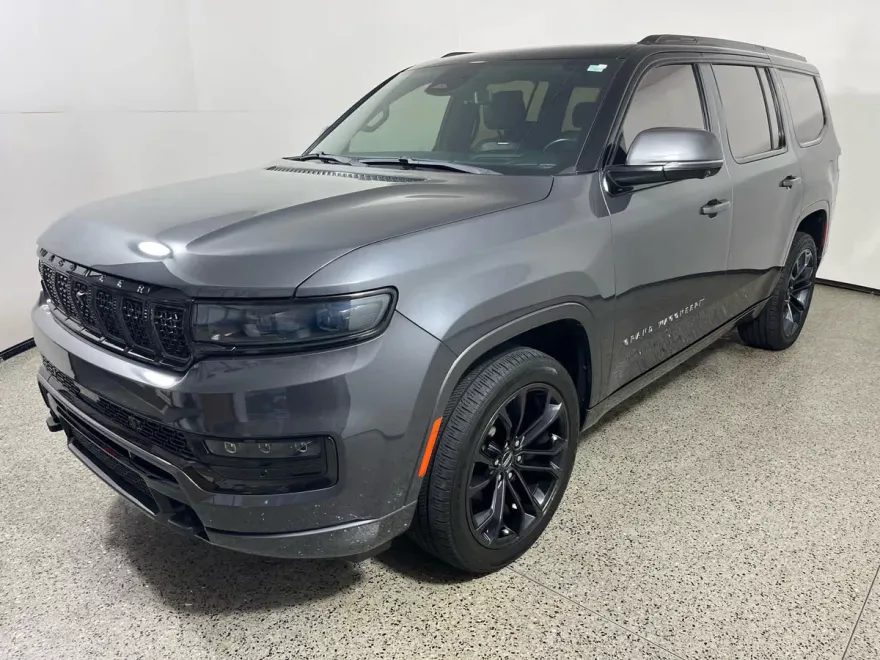 2022 Jeep Grand Wagoneer II Obsidian photo 1