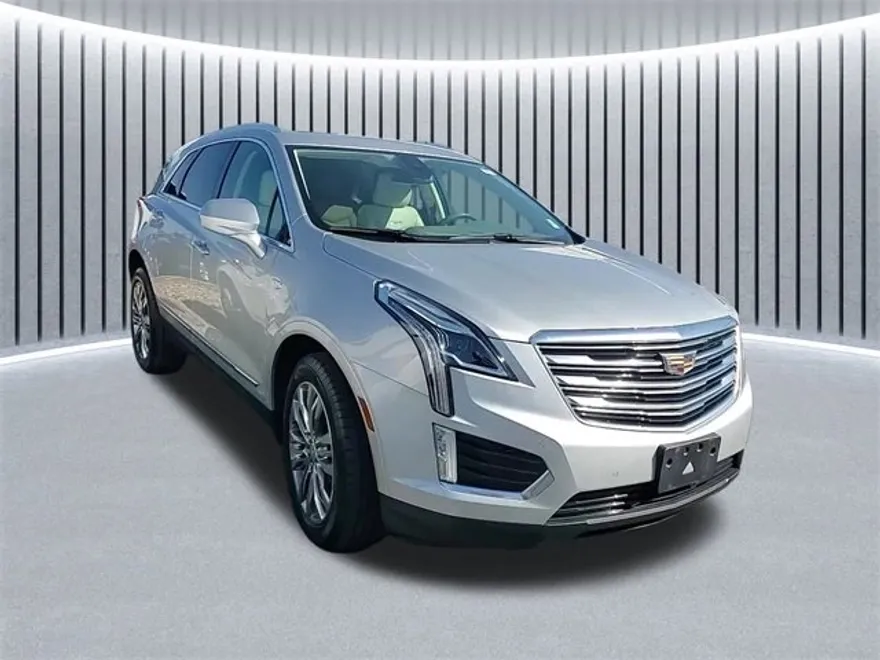 2017 Cadillac XT5 Premium Luxury photo 1