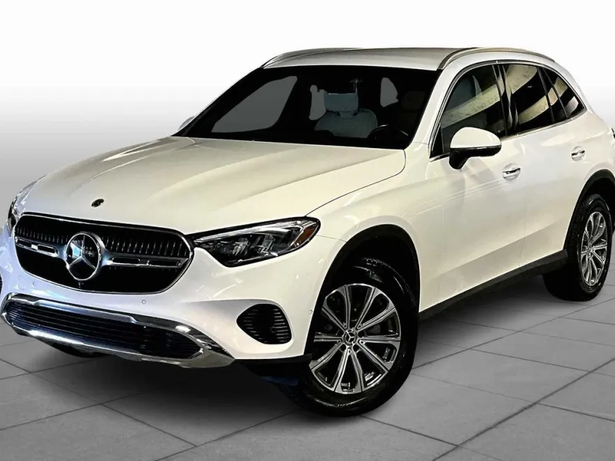 2023 Mercedes Benz GLC 300 photo 1