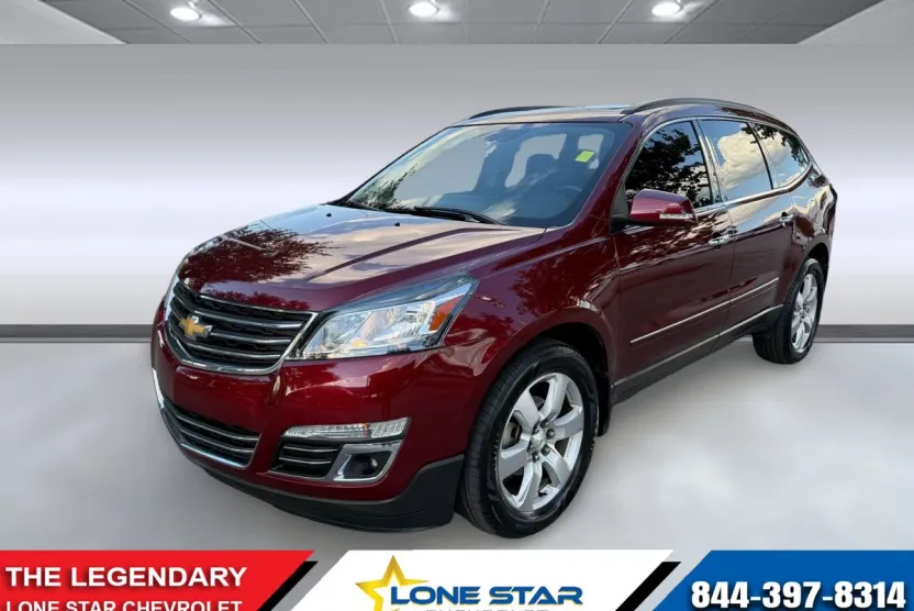 2017 Chevrolet Traverse Premier photo 1