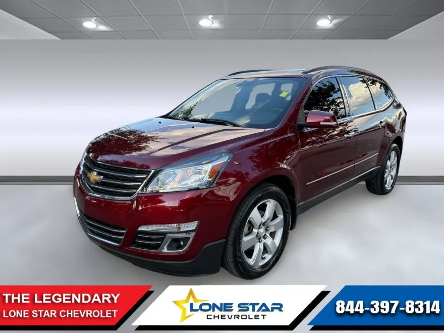 2017 Chevrolet Traverse Premier photo 1