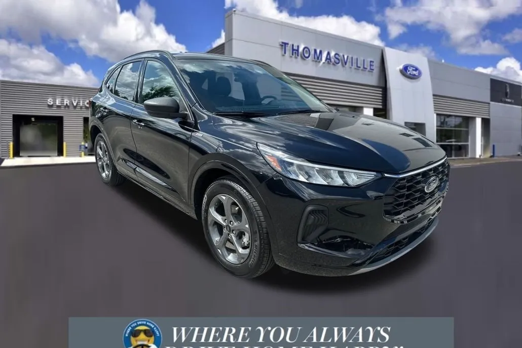 2024 Ford Escape Hybrid ST-Line photo 1
