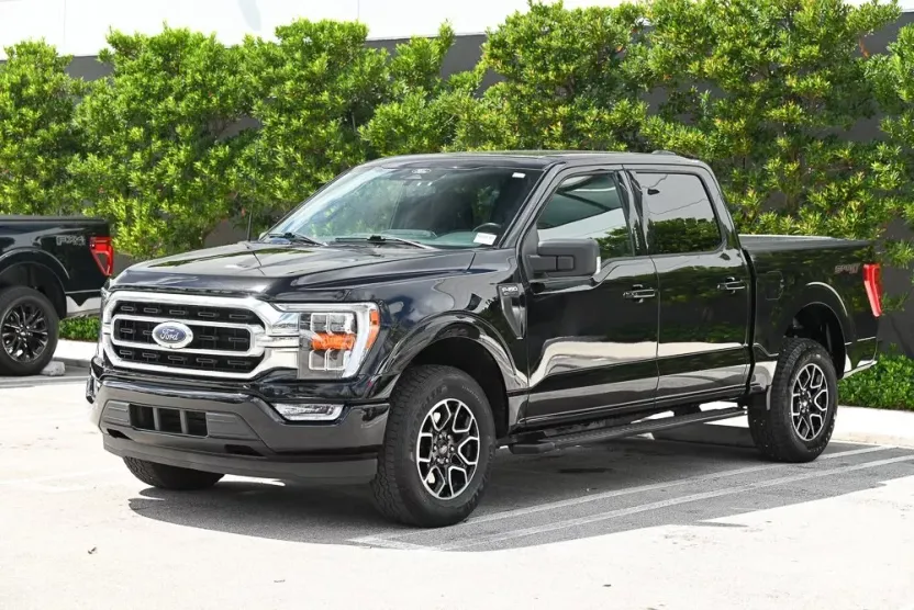 2022 Ford F-150 XLT photo 1