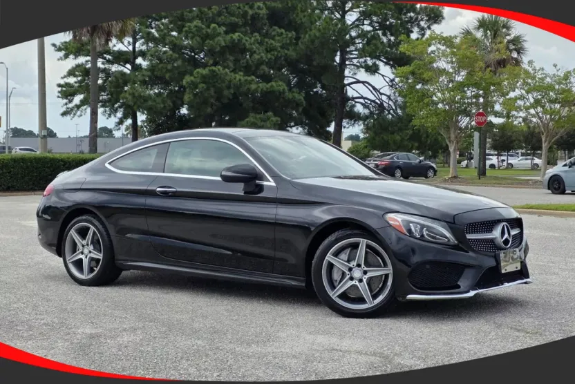 2017 Mercedes Benz C 300 4MATIC Coupe photo 1