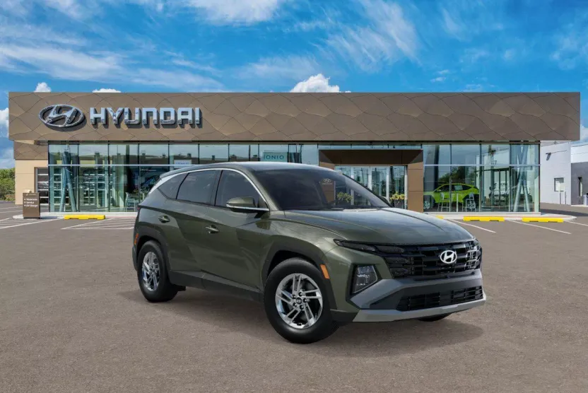 2026 Hyundai Tucson SE photo 1