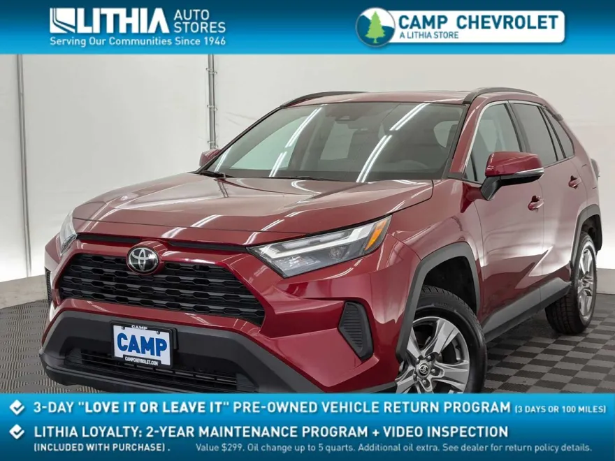 2024 Toyota RAV4 XLE photo 1