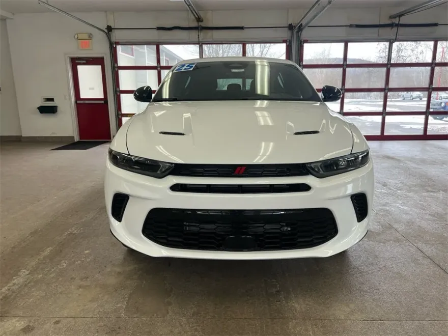 2025 Dodge Hornet GT photo 1