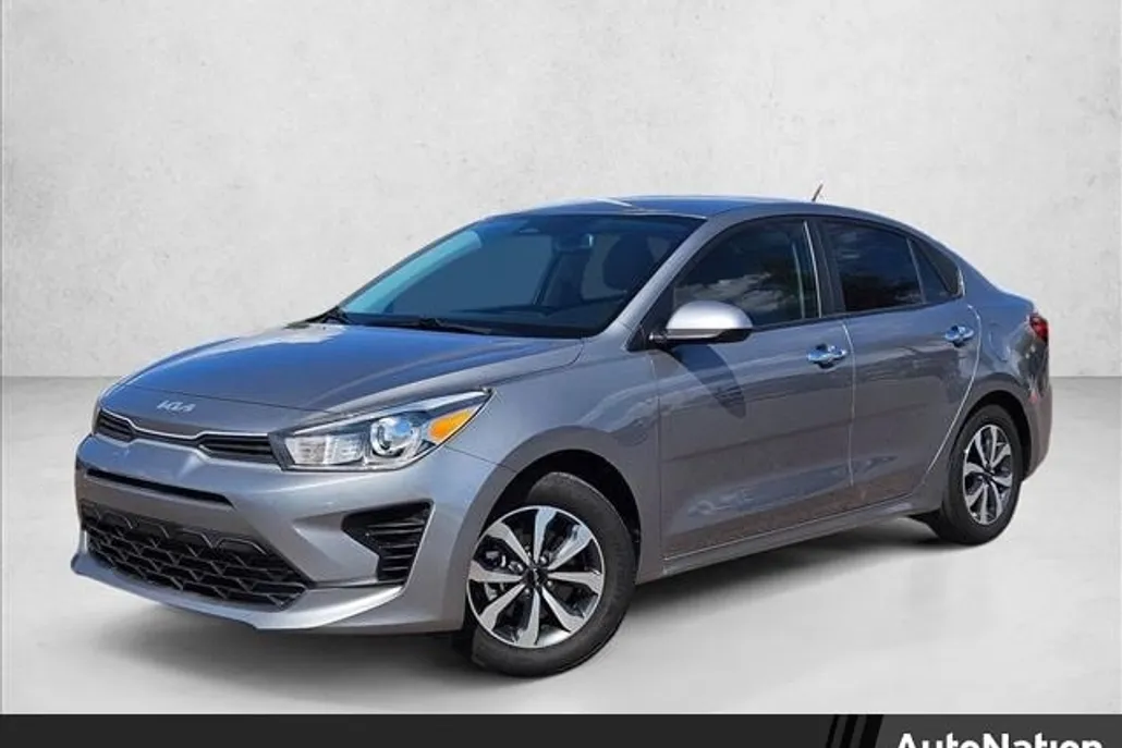 2022 Kia Rio LX S photo 1