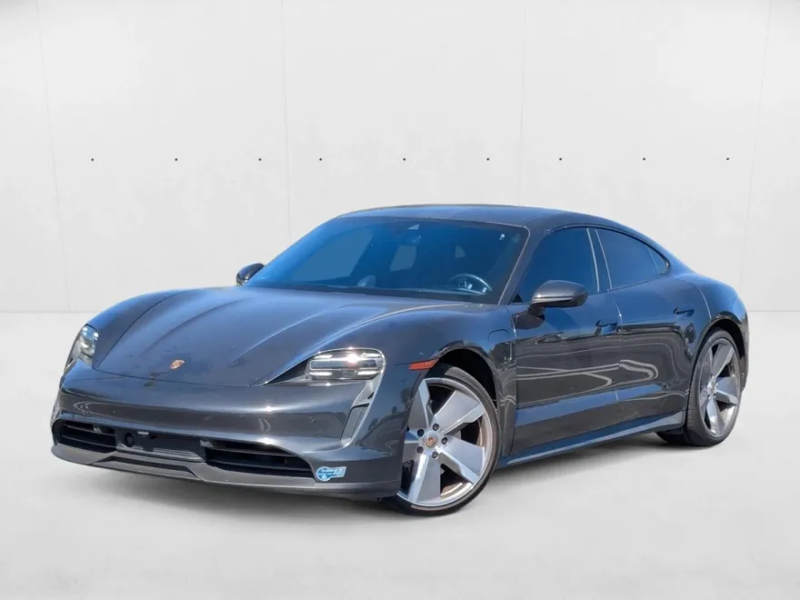 2021 Porsche Taycan photo 1