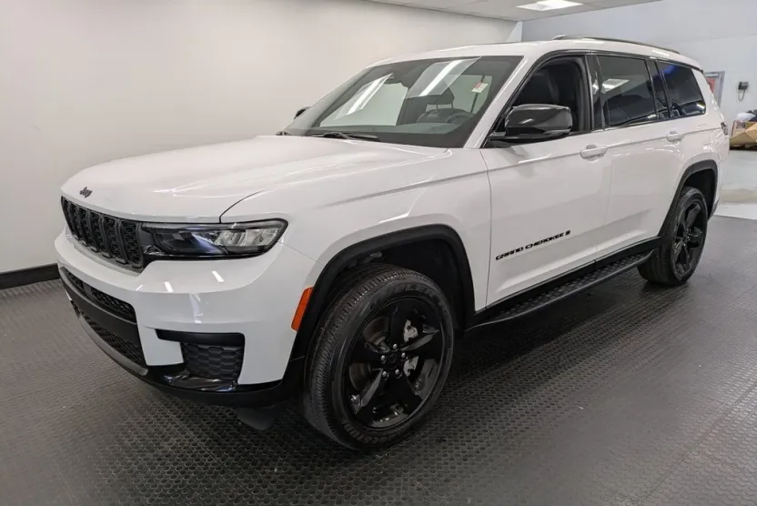 2024 Jeep Grand Cherokee Altitude X photo 1