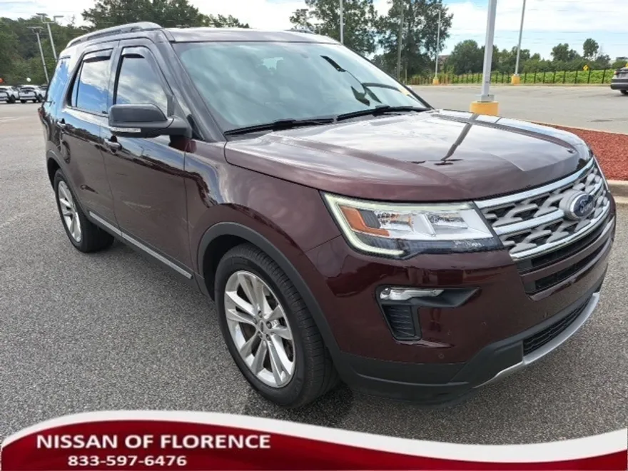 2018 Ford Explorer XLT photo 1