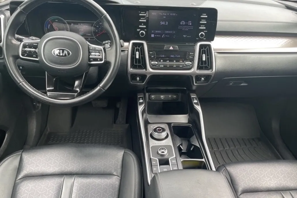 2021 Kia Sorento Hybrid EX photo 1