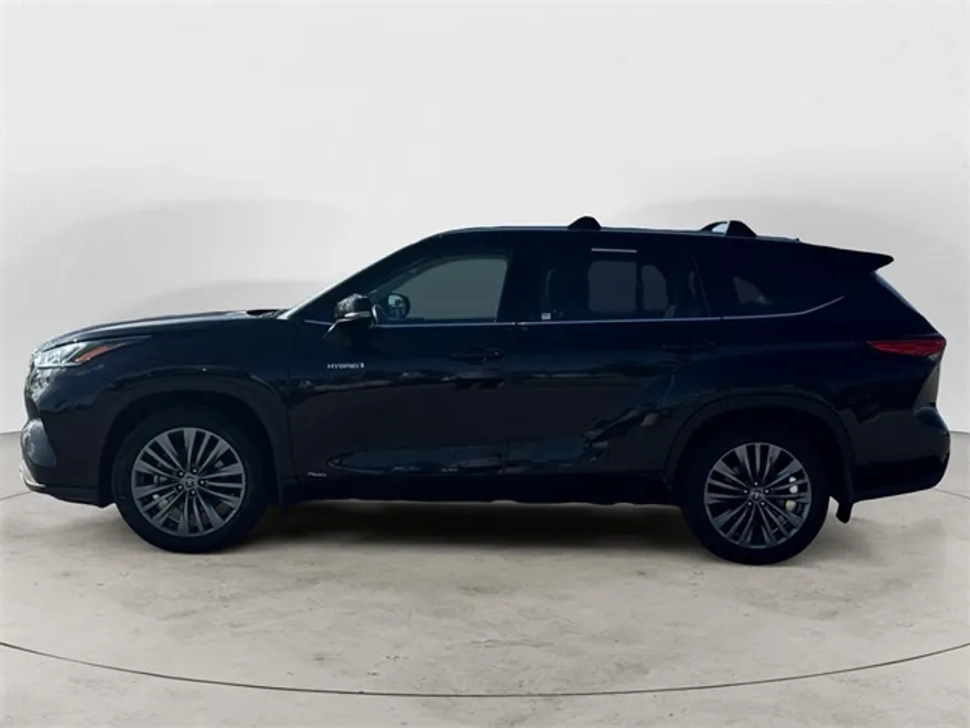2021 Toyota Highlander Hybrid Platinum photo 1
