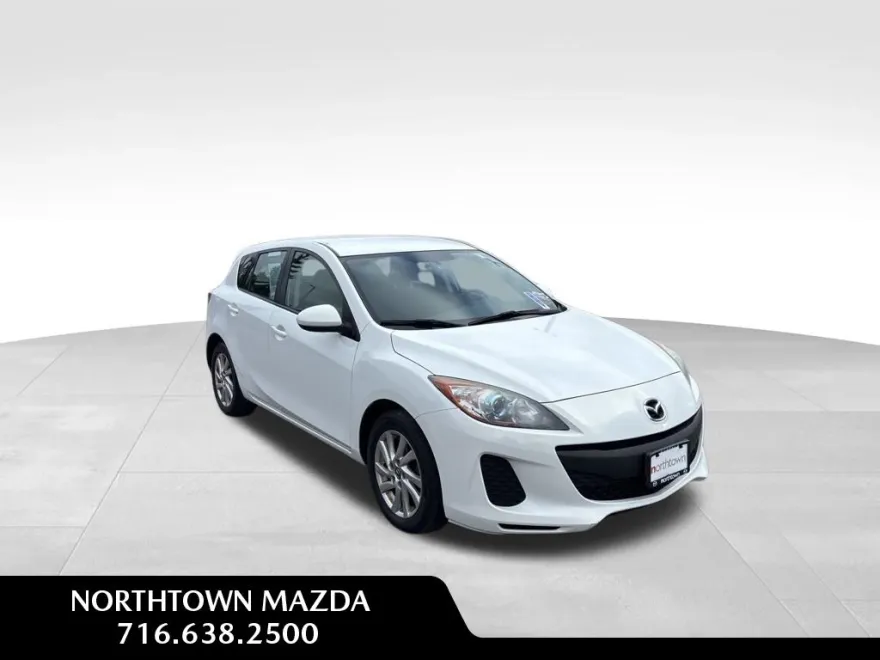 2013 Mazda Mazda3 Touring Hatchback photo 1