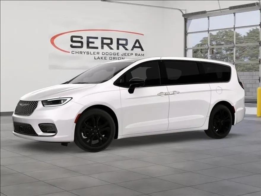 2026 Chrysler Pacifica photo 1