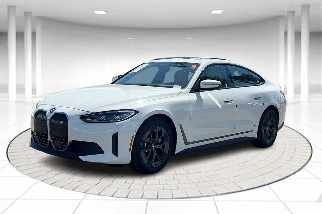 2022 Bmw i4 eDrive40 photo 1