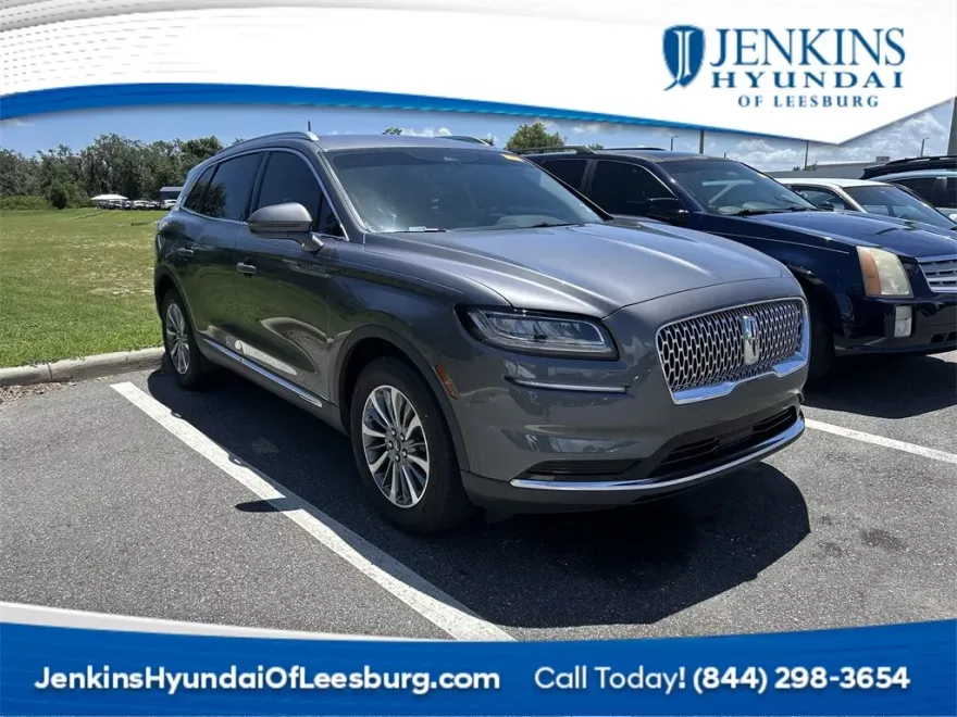 2022 Lincoln Nautilus Standard photo 1