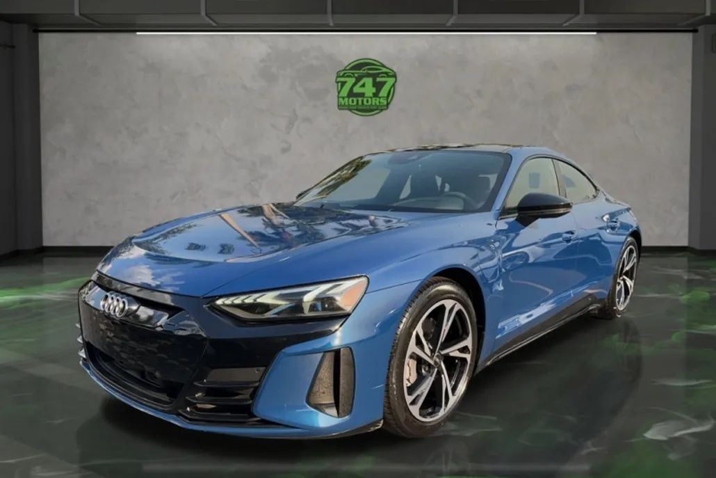 2022 Audi e-tron GT Premium Plus photo 1