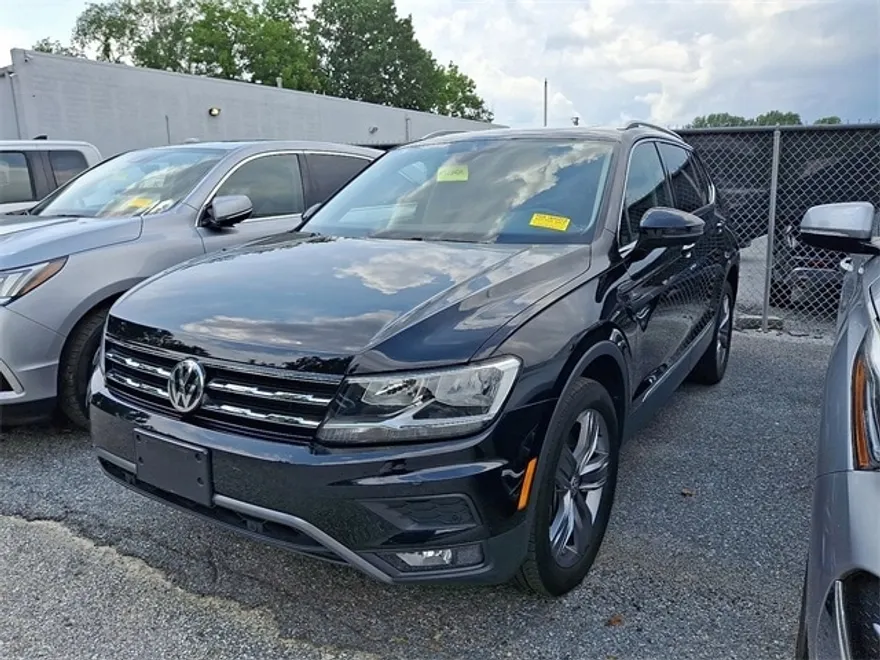 2021 Volkswagen Tiguan SEL photo 1