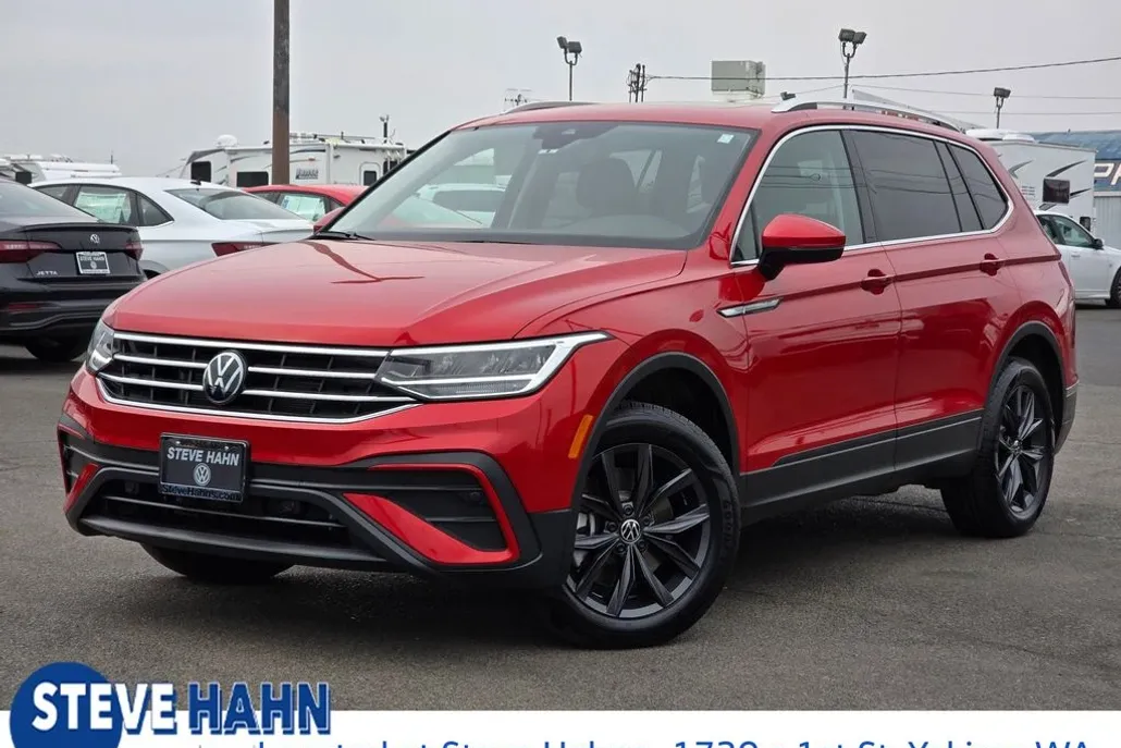 2024 Volkswagen Tiguan SE photo 1