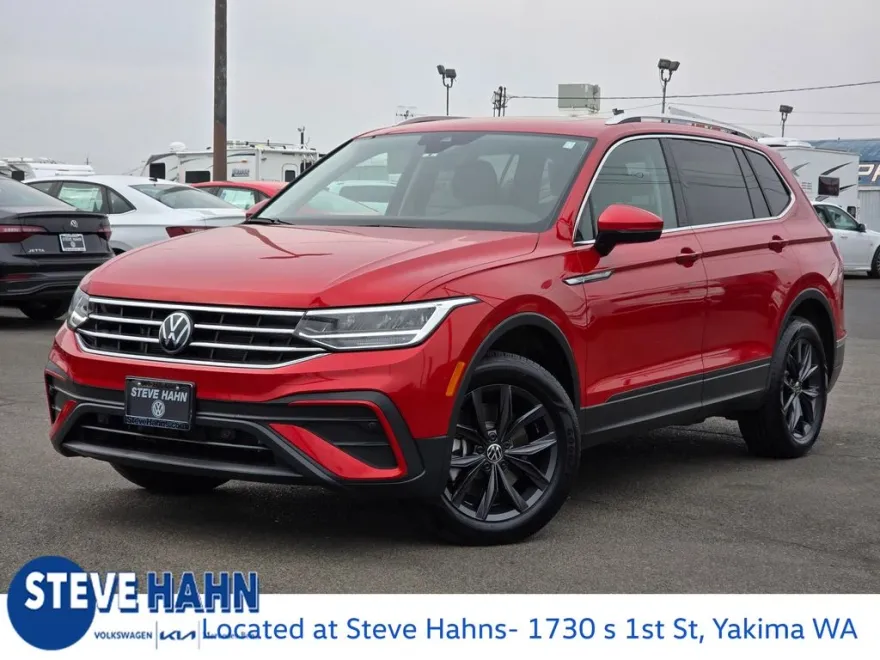 2024 Volkswagen Tiguan SE photo 1