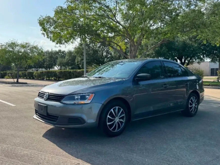 2014 Volkswagen Jetta S photo 1