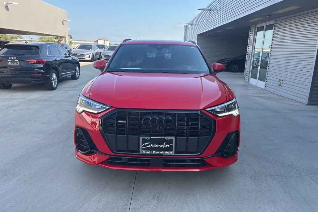 2023 Audi Q3 Premium Plus S line photo 1