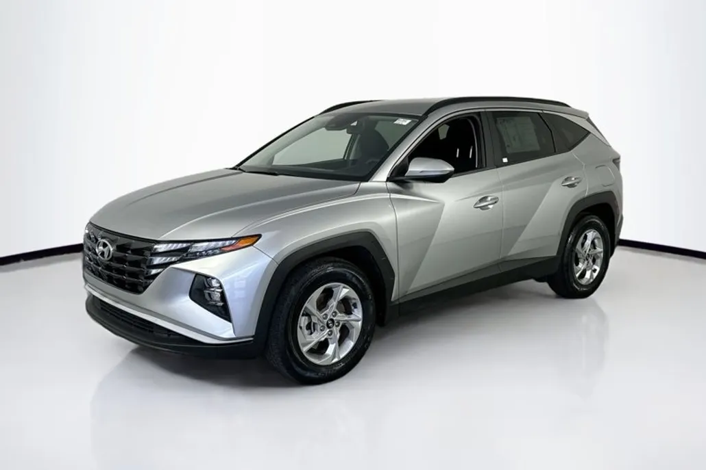 2022 Hyundai Tucson SEL photo 1