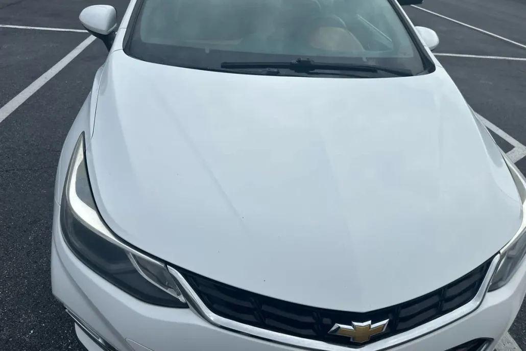 2016 Chevrolet Cruze Premier photo 1