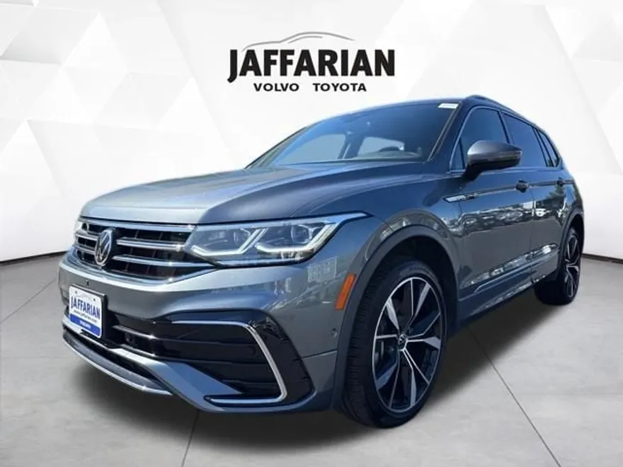 2022 Volkswagen Tiguan SEL Premium R-Line photo 1