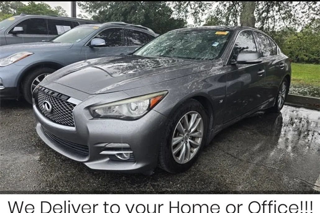 2015 Infiniti Q50 Premium photo 1