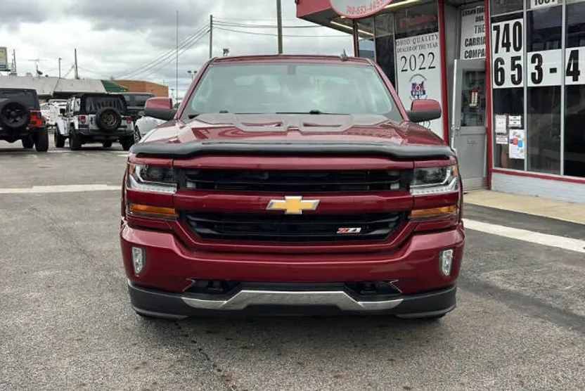 2017 Chevrolet Silverado 1500 LT Z71 photo 1