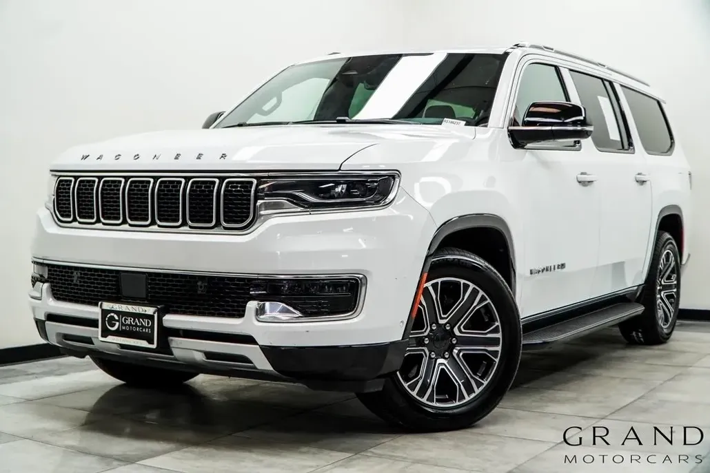 2024 Jeep Wagoneer L Series II photo 1