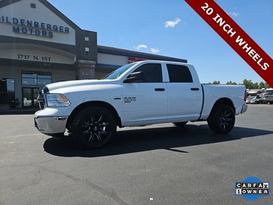 2023 Ram 1500 Classic SLT photo 1