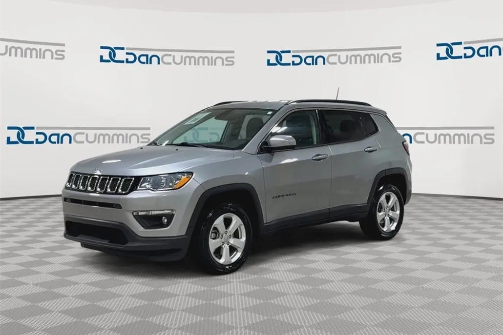2021 Jeep Compass Latitude photo 1